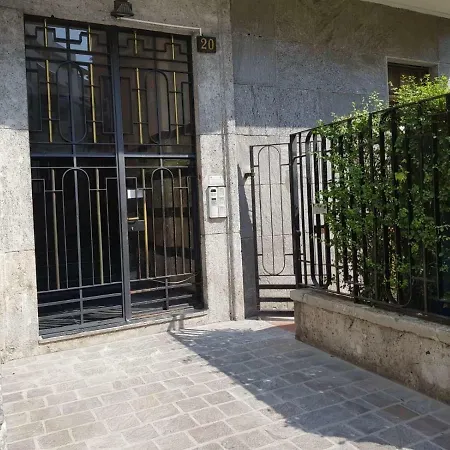 Smart Apartment Central Station Milan Exterior photo